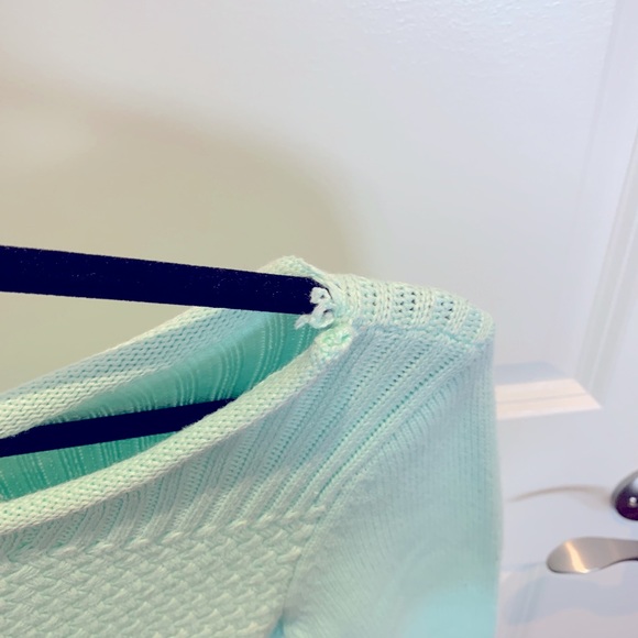 Calvin Klein sweater - Picture 4 of 4